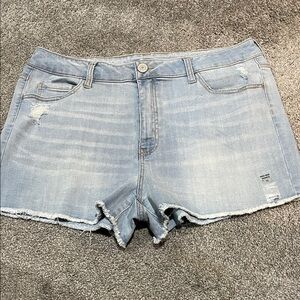 NEW SO high rise shortie jean shorts stretchy
